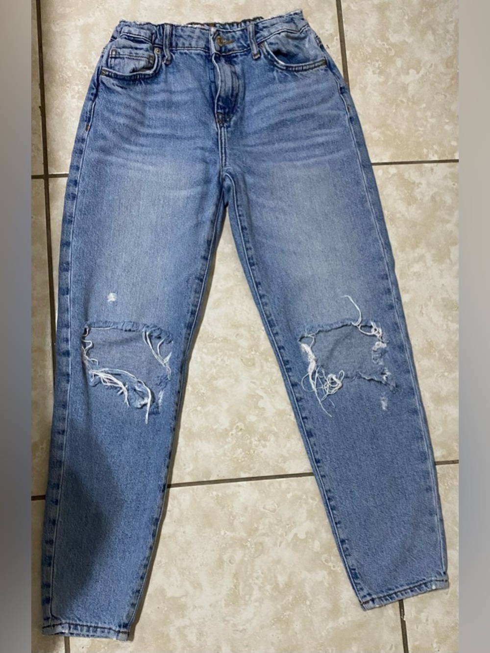 Forever 21 Distressed Boyfriend Jeans in Light Blue